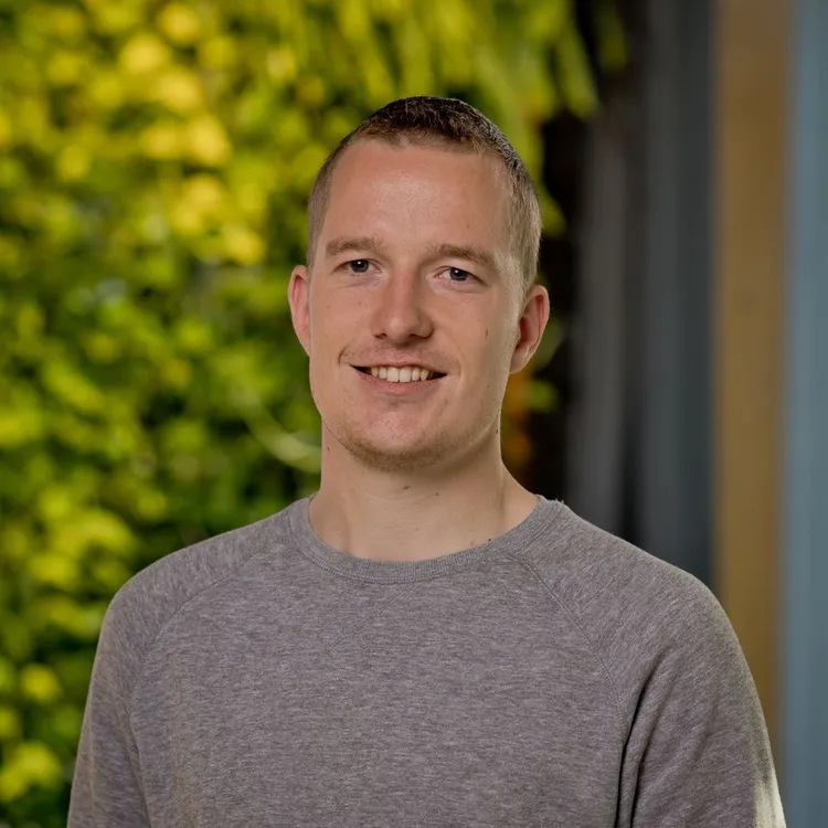 teammember-image